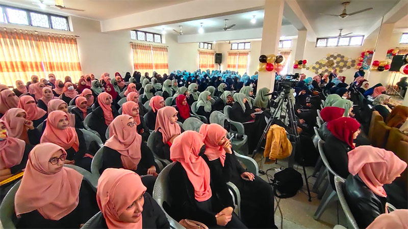 Quaid-Day-ceremony-in-Minhaj-College-for-Women